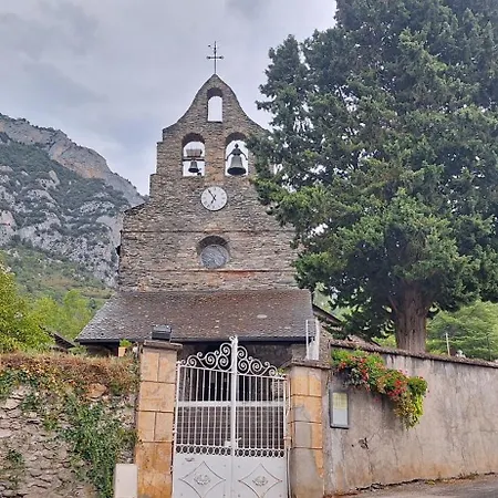 Grande Maison De Montagne Restauree Vue Pyrenees, Pied Randos, Teletravail * Ornolac-Ussat-les-Bains
